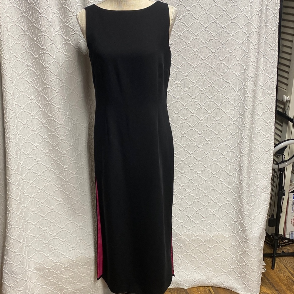 Crossing Pointe size 8 Chic Black Midi Dress top with Pink Highlights splits‎